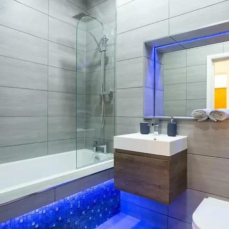 Ellerby Апартаменты *