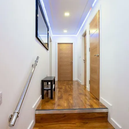 Apartment Ellerby *