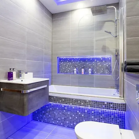 Ellerby Apartment *