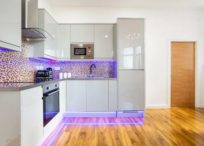 Апартаменти Ellerby