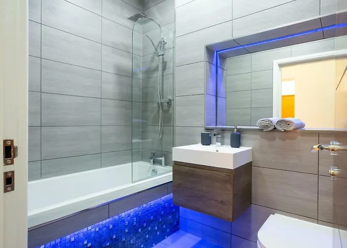 Ellerby Апартаменти *